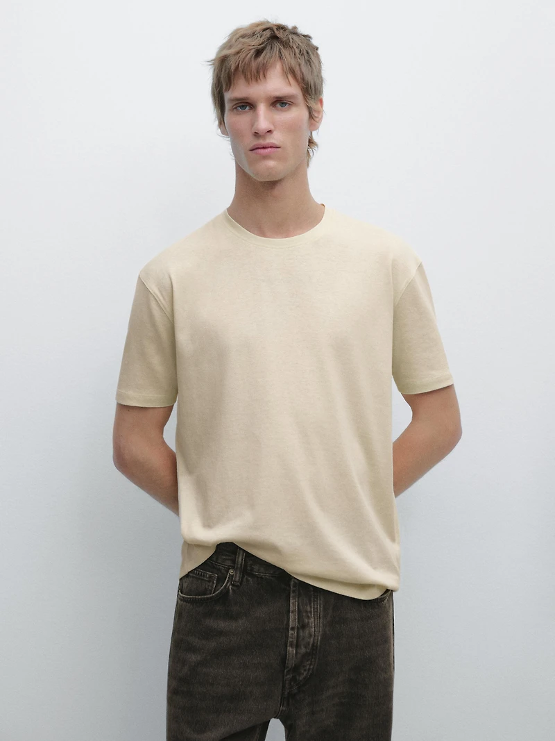Short sleeve cotton blend T-shirt