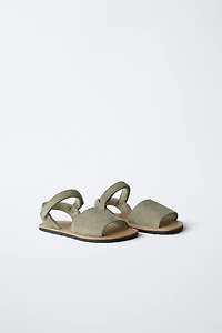 LEATHER SANDALS