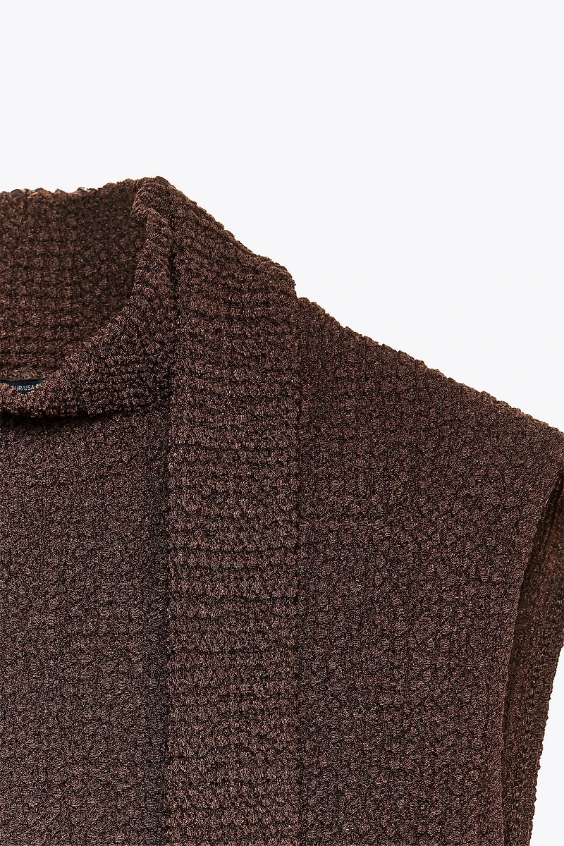 TEXTURED SCARF TOP