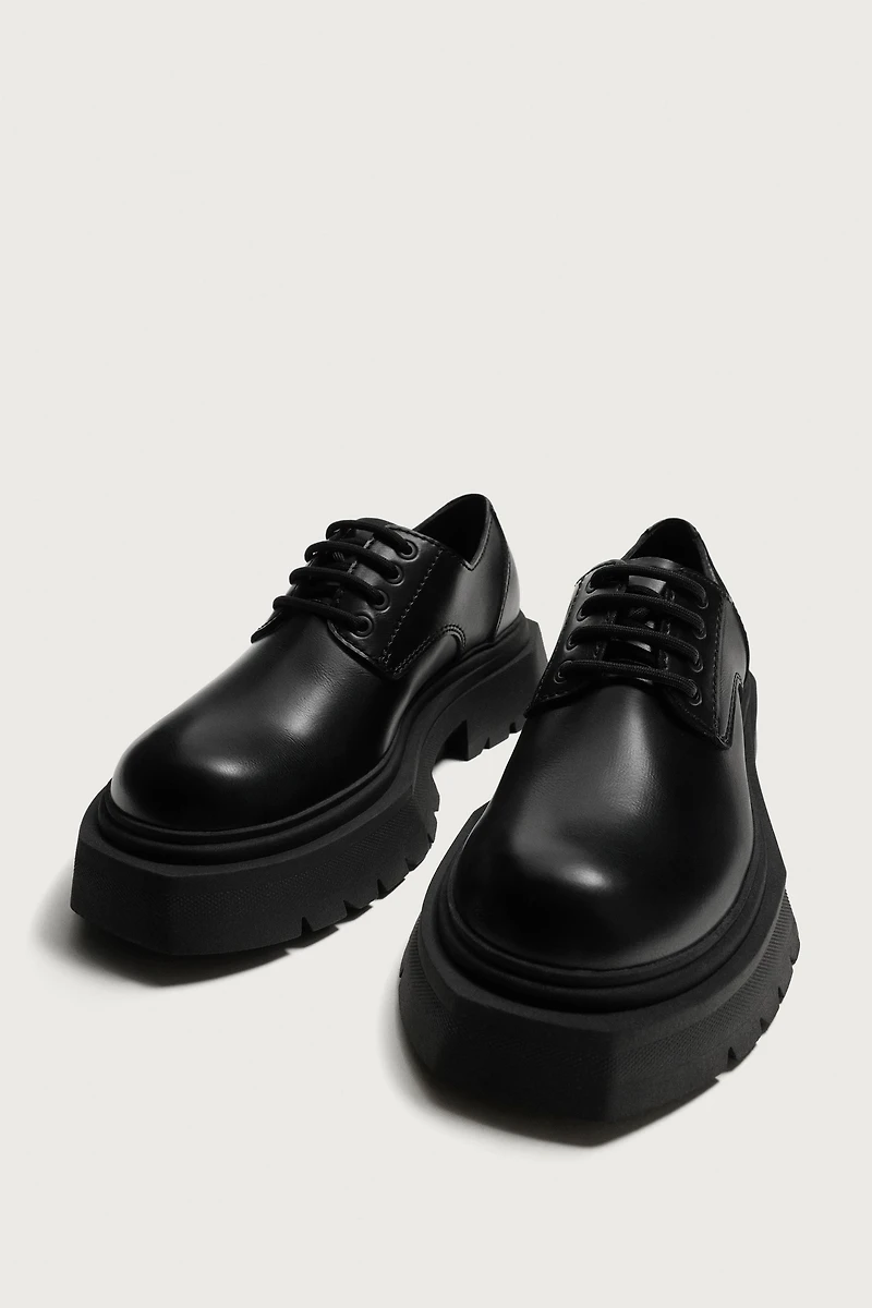 CHUNKY SOLE SHOES