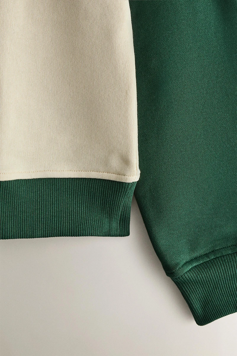 GOLF CLUB SWEATSHIRT