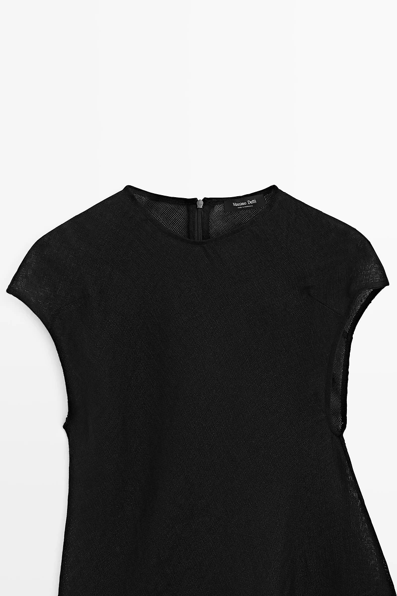 Flowing asymmetric linen top