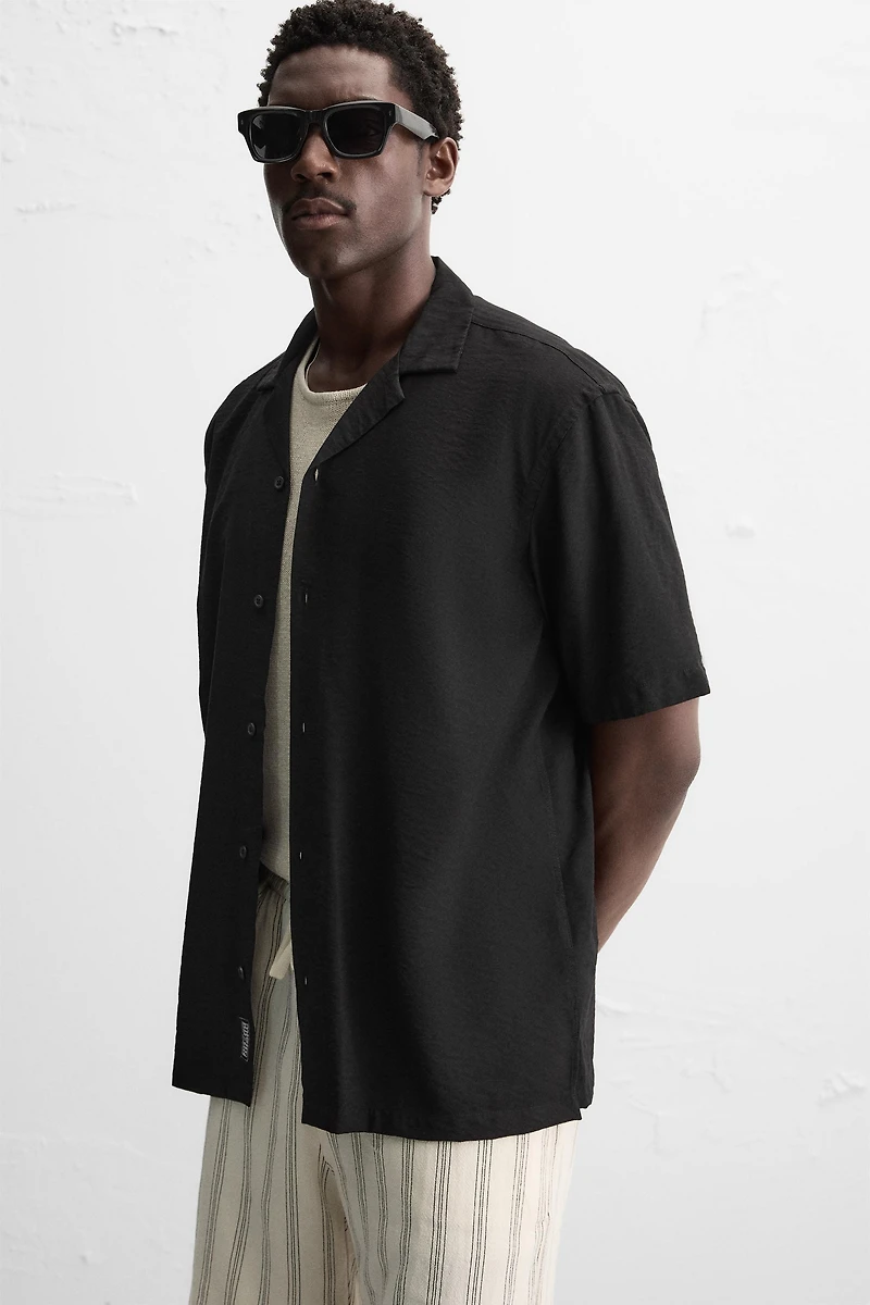 RELAXED FIT FLOWY SHIRT