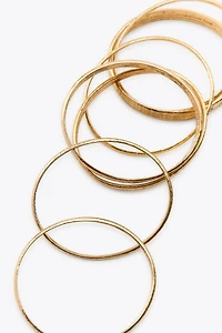 7-PACK OF BRACELETS