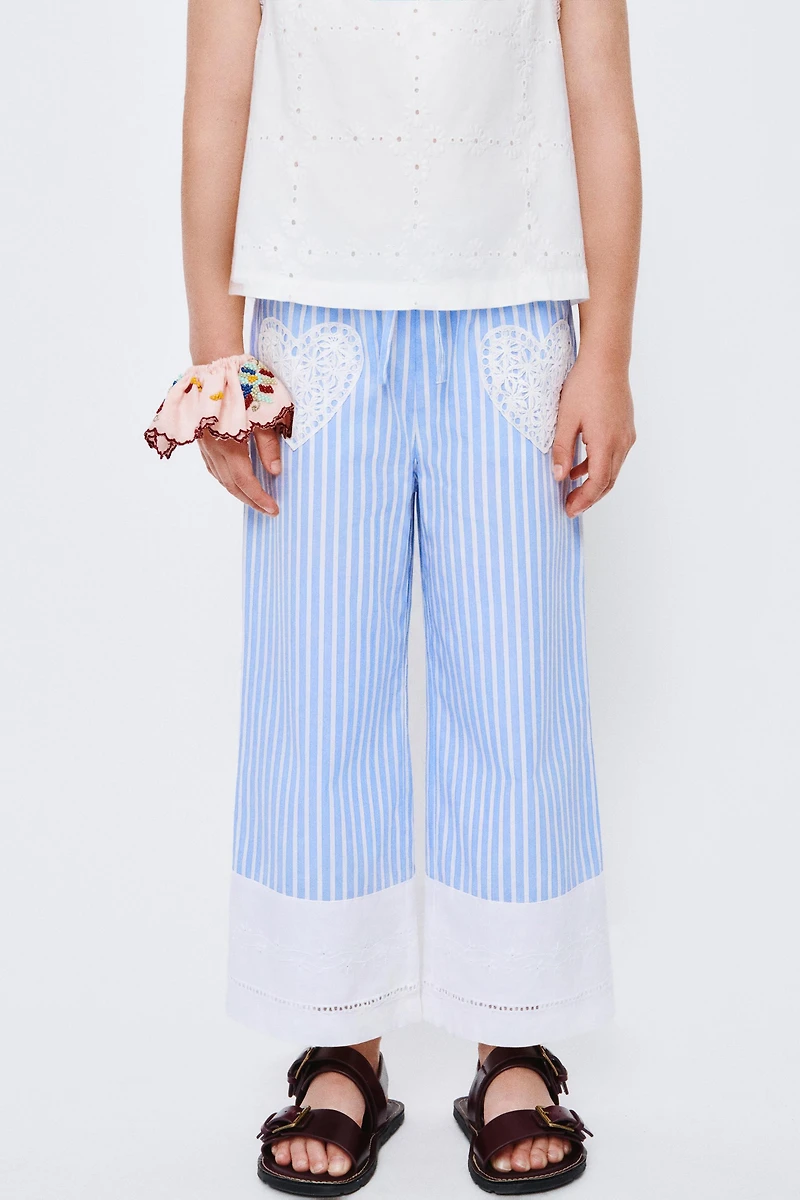 CROCHET HEART STRIPED PANTS