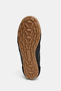 SNEAKERS WITH OVERLAPPING TONGUE DETAIL