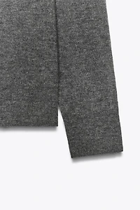 EXTRA SOFT 100% WOOL KNIT SWEATER