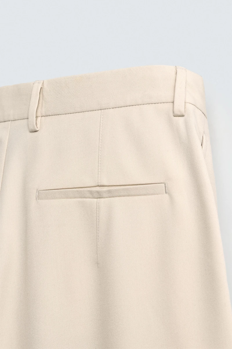 PANTALON COUPE LARGE PLIS