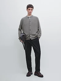 Knit cardigan with raglan sleeves