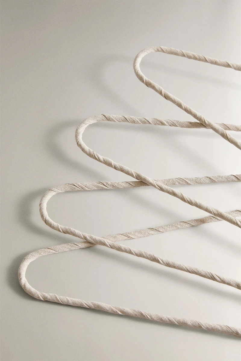 BEIGE COTTON AND LINEN HANGER (PACK OF 4)
