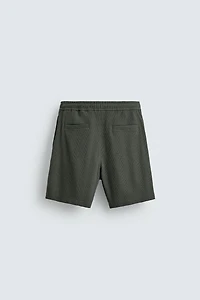 RELAXED FIT STRUCTURED SHORTS