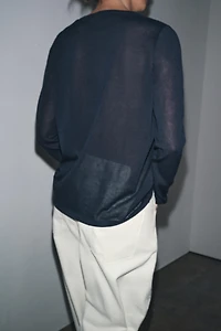 BASIC KNIT SWEATER