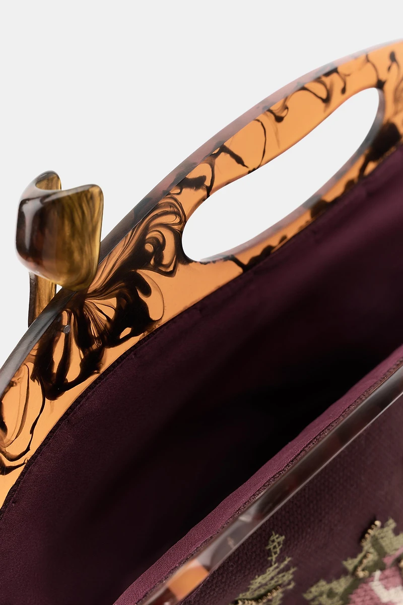 FLORAL EMBROIDERED BAG WITH TORTOISESHELL HANDLE