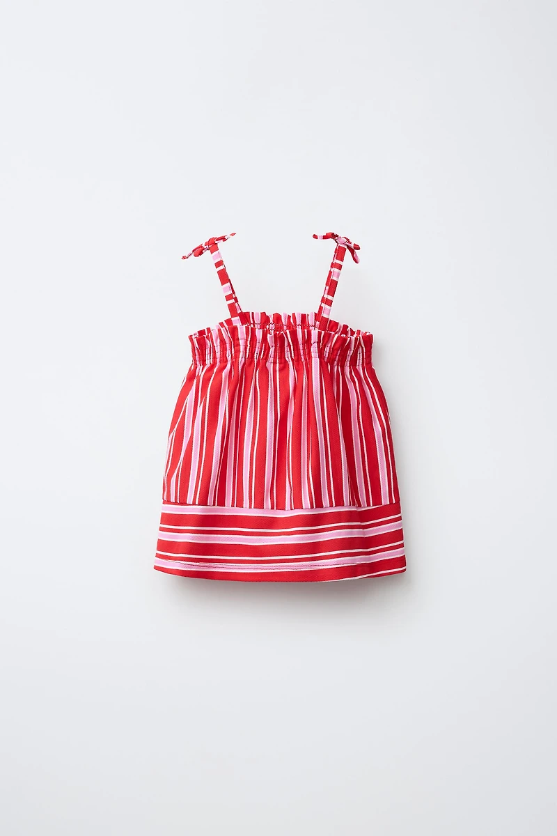 TEXTURED STRIPED TOP
