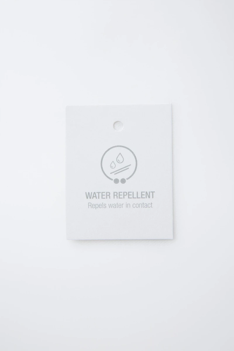 WATER REPELLENT HOODIE VEST