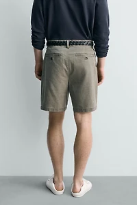 REGULAR FIT PLEATED SHORTS