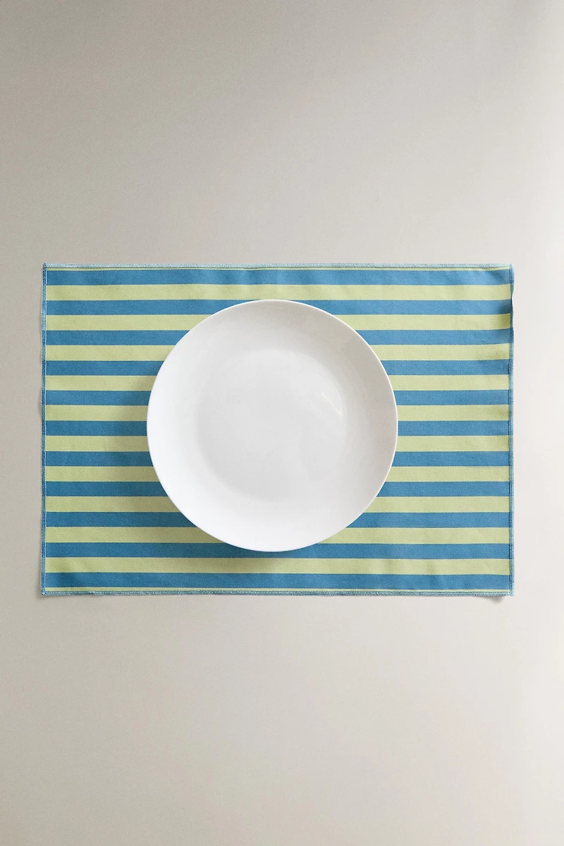 SET DE TABLE ENDUIT RAYURES