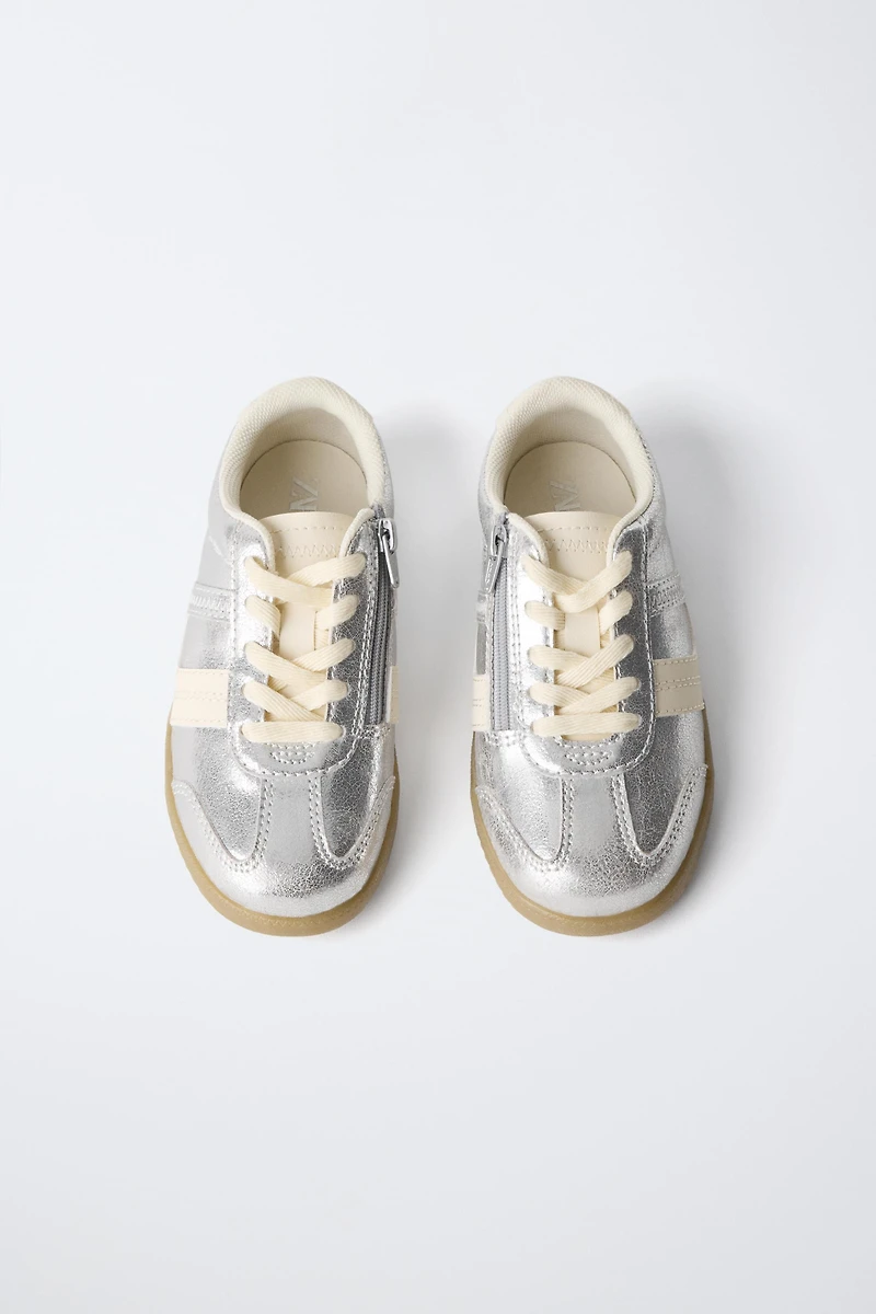 METALLIC SNEAKERS