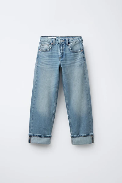 STRAIGHT JEANS WITH HEART PATCHES