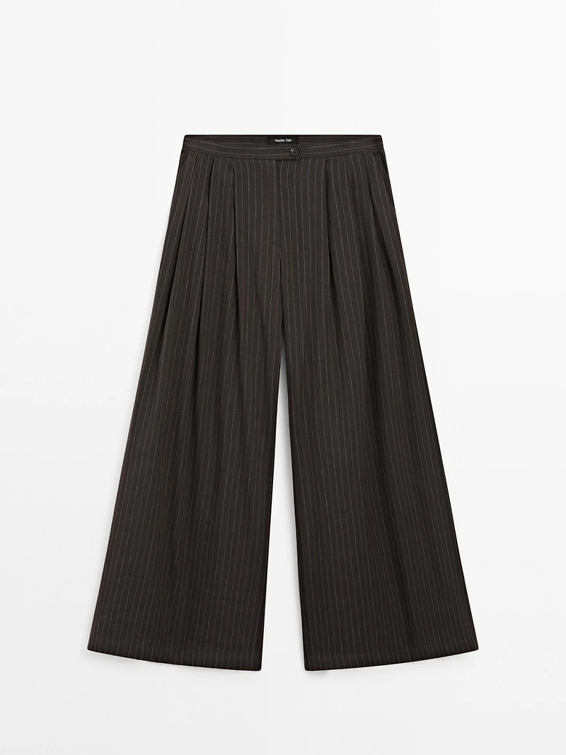 Wide-leg trousers with triple dart detail