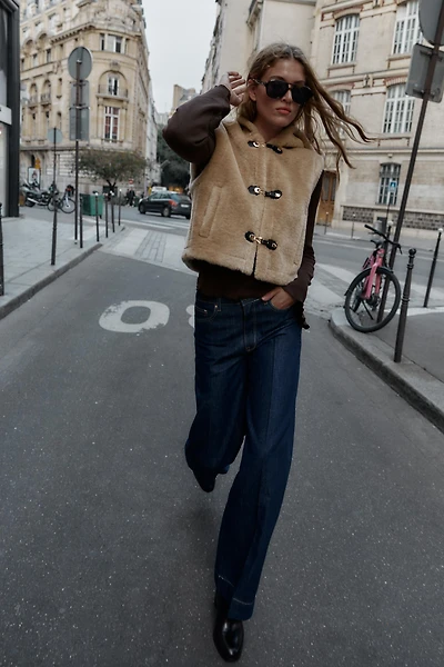 SHEARLING TOGGLE VEST