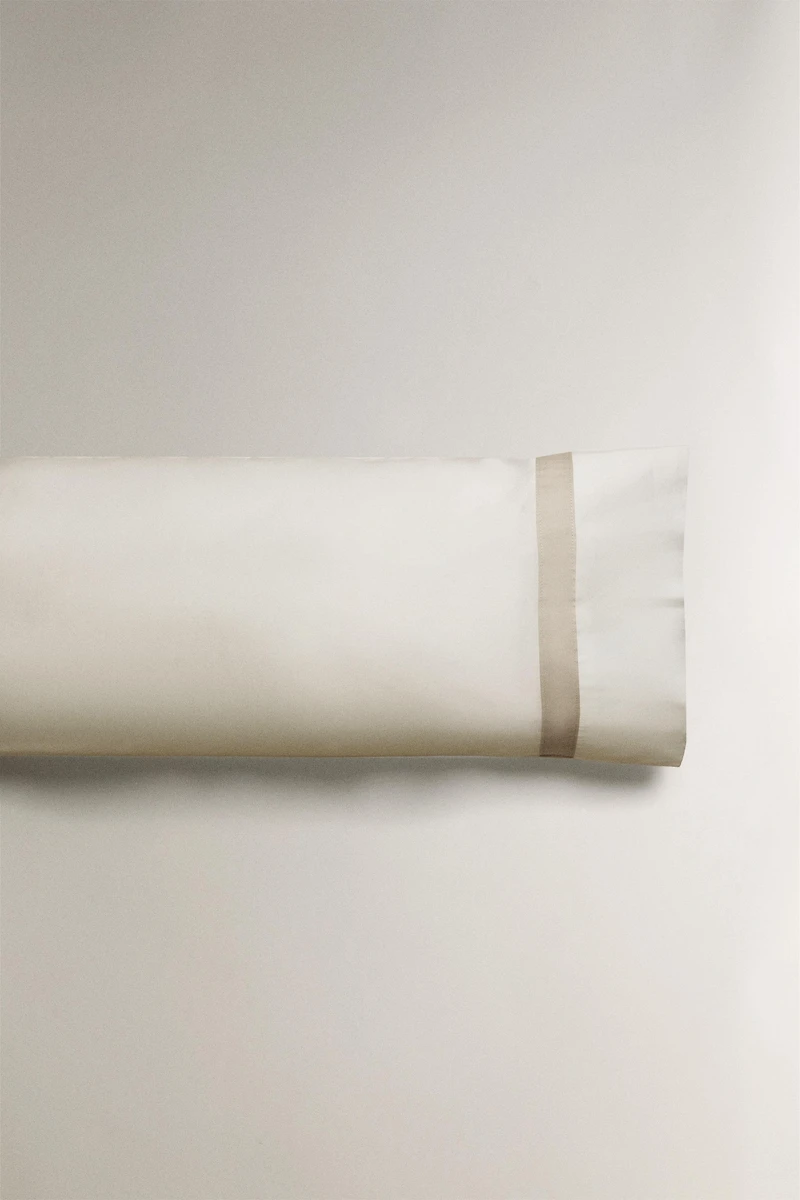 SATEEN PILLOWCASE WITH BORDER (300 THREAD COUNT)