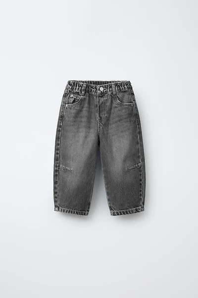 BARREL PLEATED JEANS