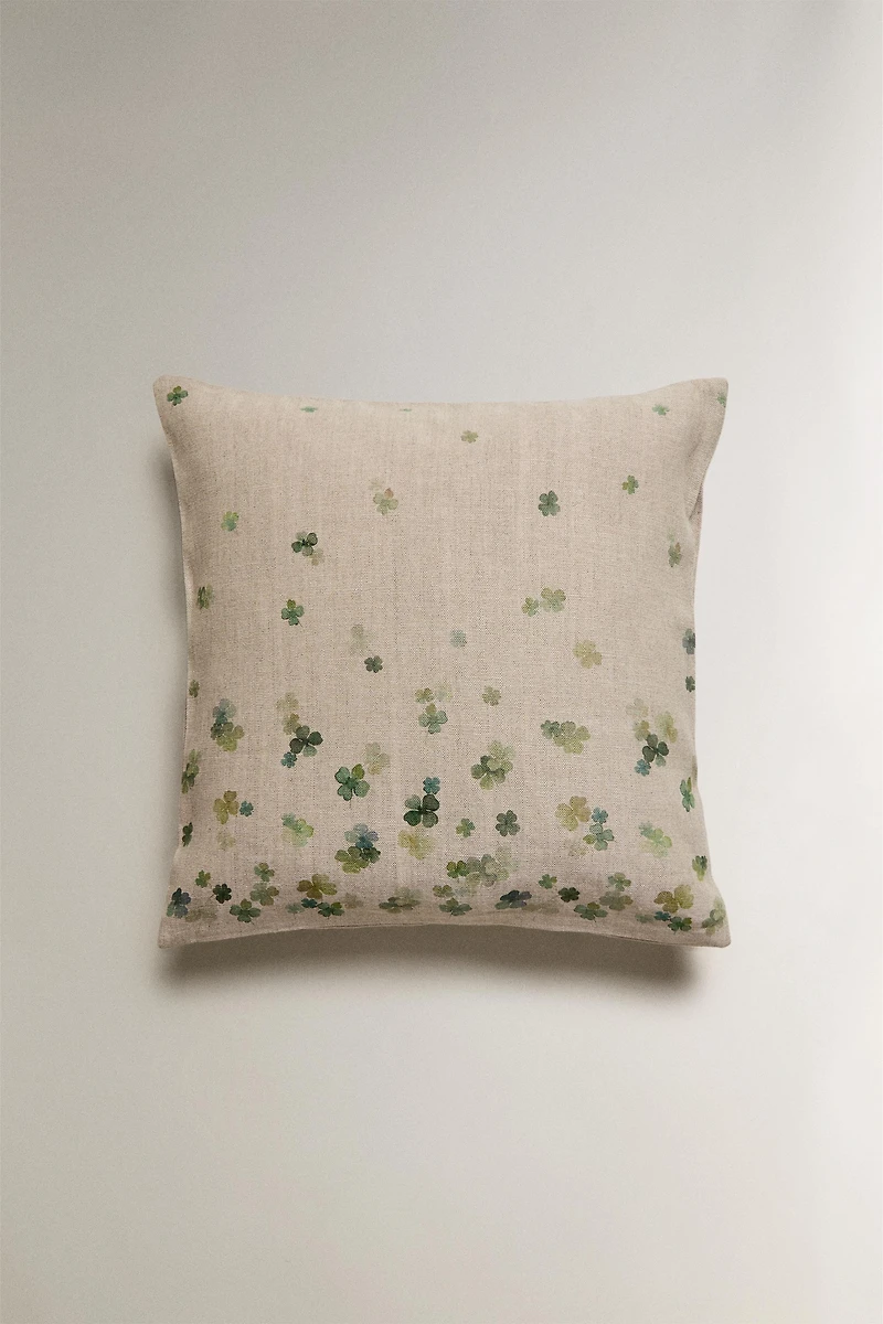 CLOVER THROW PILLOW COVER