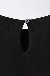 APPLIQUÉ DRESS