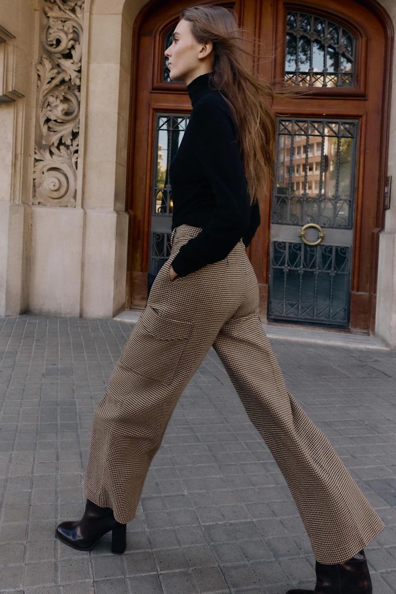 HOUNDSTOOTH CARGO PANTS