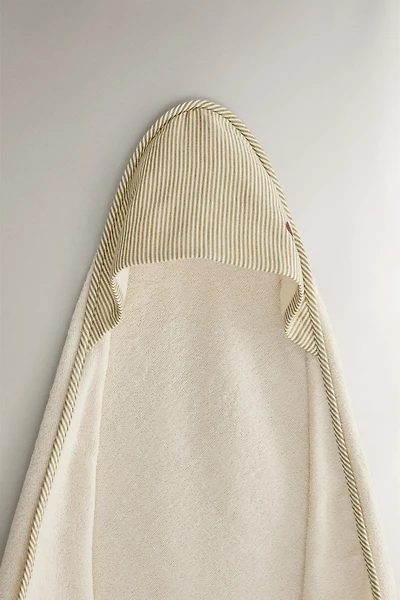 STRIPED MUSLIN HOODED BABY BATH TOWEL