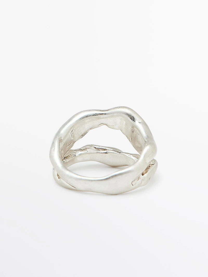 Abstract metal ring