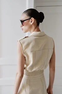 SLEEVELESS LINEN TOP