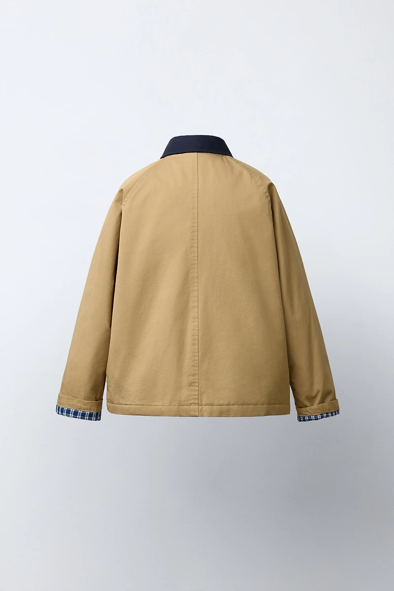 CONTRAST COLLAR JACKET