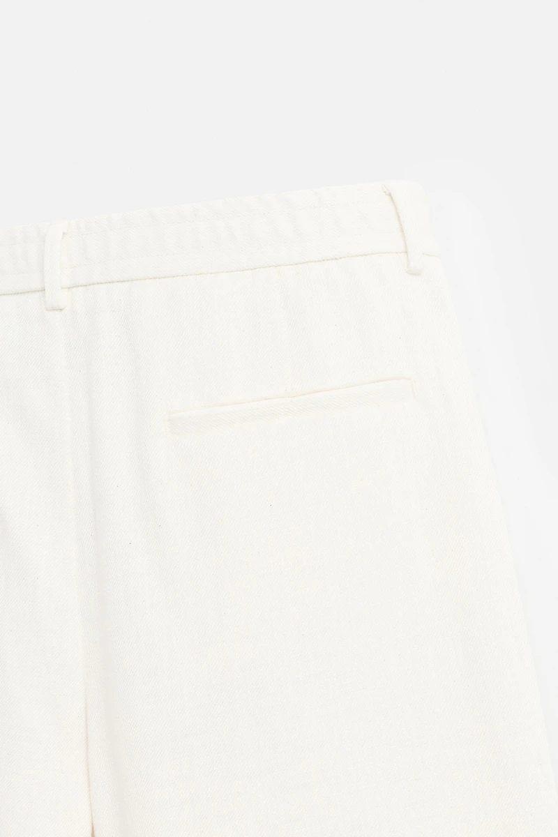 TEXTURED REGULAR FIT PANTS