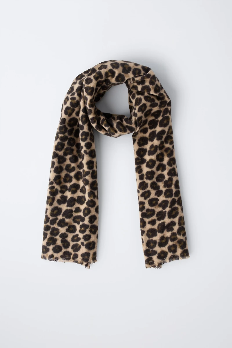 SOFT TOUCH ANIMAL PRINT SCARF