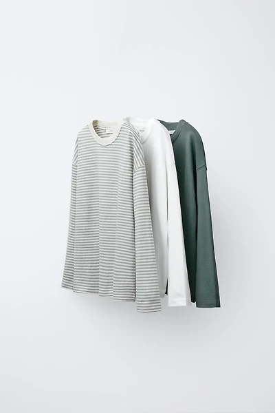 THREE-PACK OF PLAIN AND STRIPED T-SHIRTS