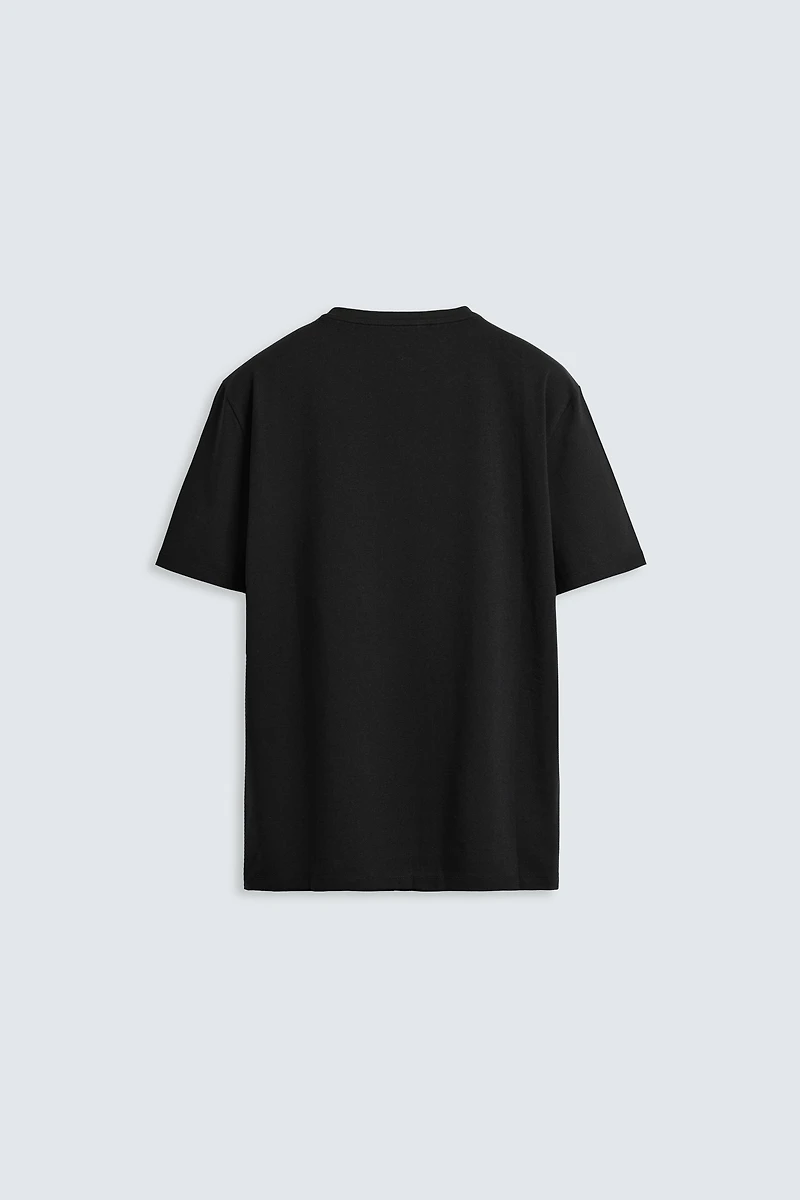BASIC SLIM FIT T-SHIRT