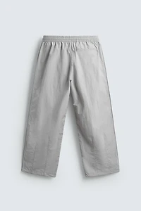PANTALON JOGGER TECHNIQUE À BANDES CONTRASTE