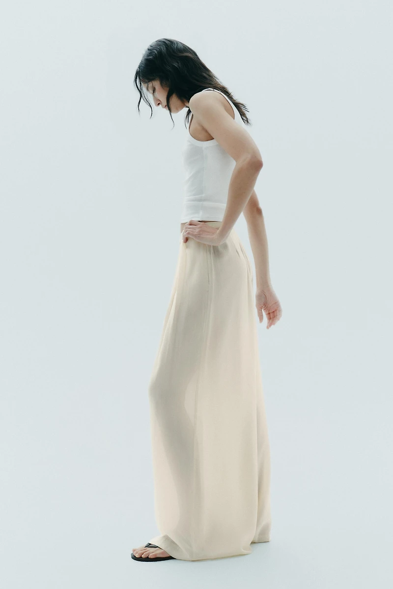 FULL LENGTH MULTI PLEAT PANTS