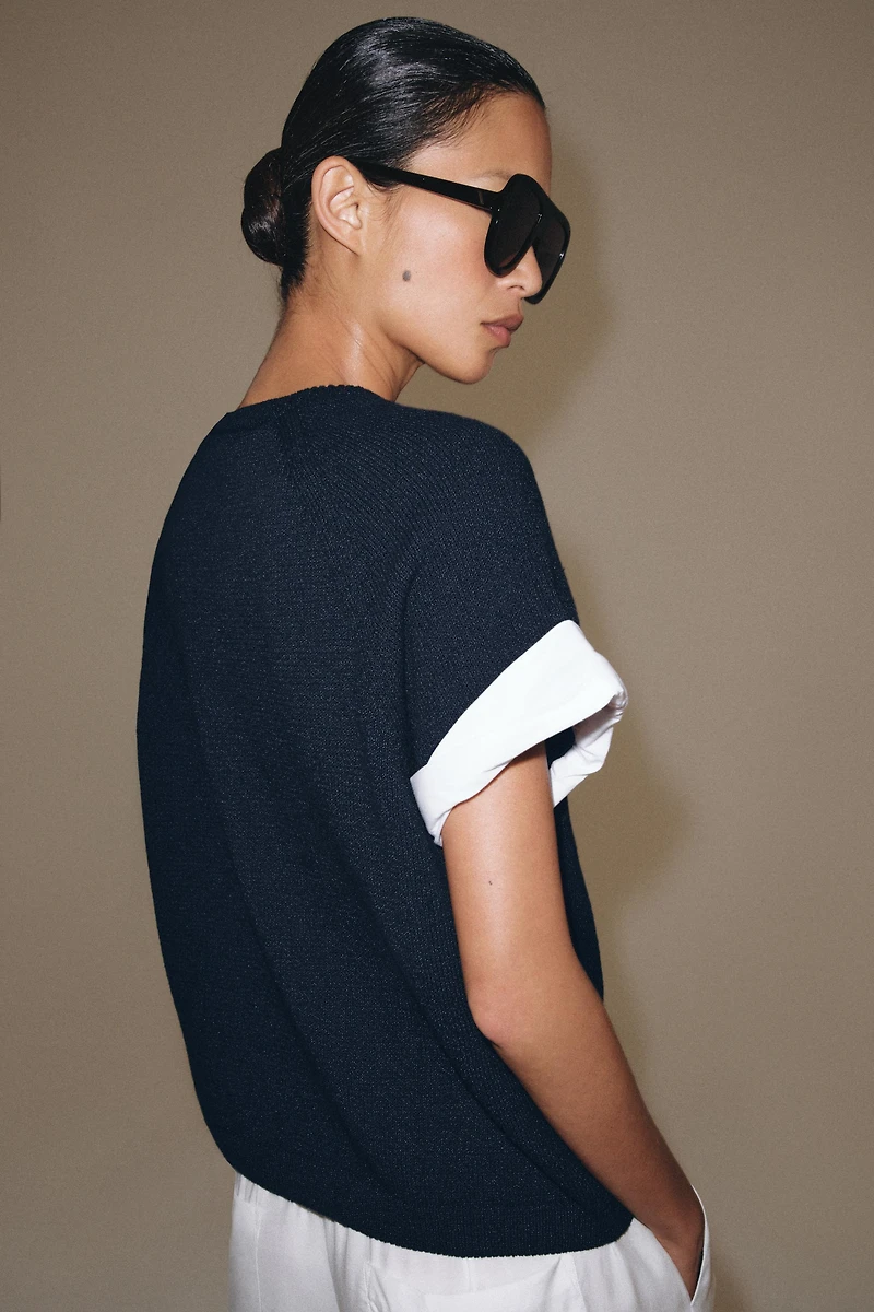 PULL EN MAILLE À MANCHES REVERS COMBINÉES