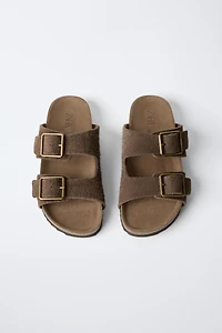 STORIEZ - LEATHER BUCKLE SANDALS
