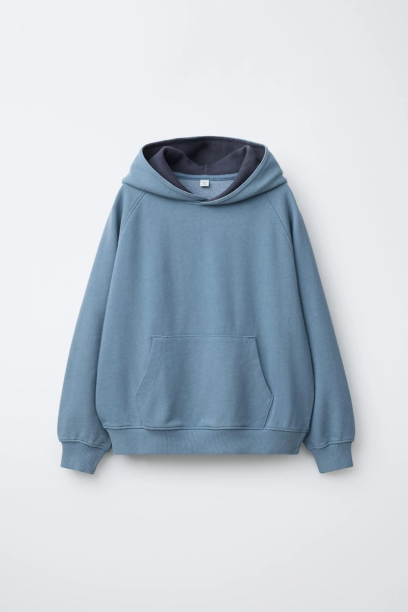 HOODIE SWEATSHIRT WITH POCKET