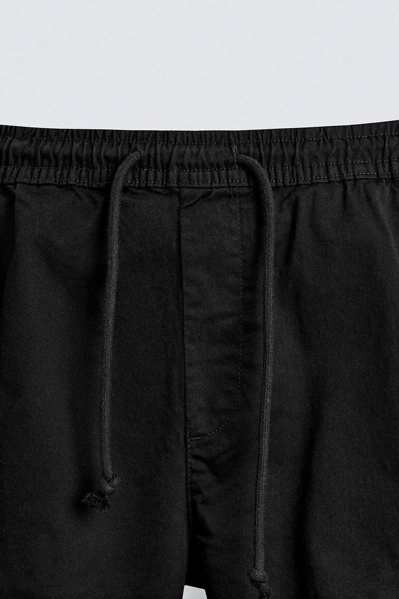 SLIM FIT CARGO PANTS