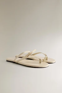 SANDALE PLATE CUIR