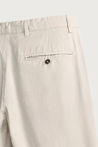 PLEATED STRAIGHT FIT CHINO PANTS