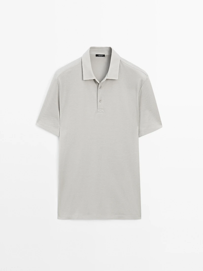 Textured short sleeve polo shirt