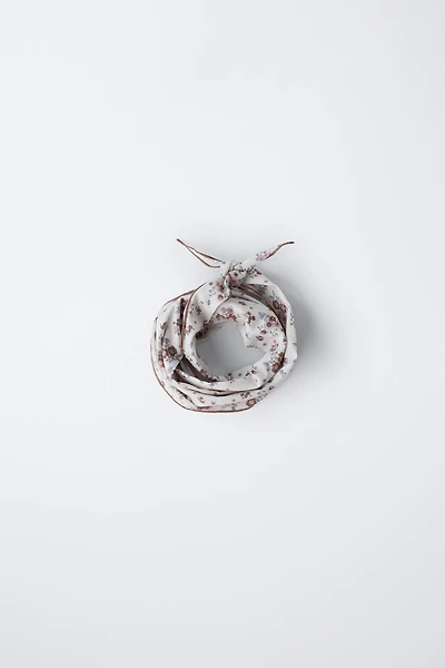 FLORAL PRINT BANDANA