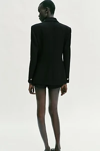 TAILORED BLAZER WITH SHOULDER PADS