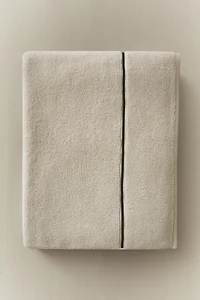 BATH TOWEL WITH EMBROIDERED SCALLOP